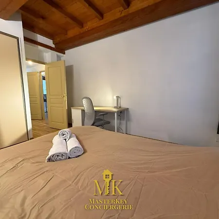 Apartamento La Charpente 10 Min De La Place Stanislas, *