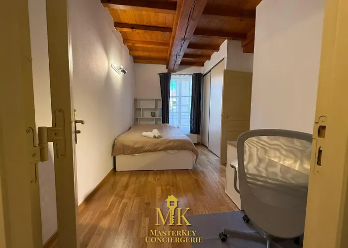 T4 Spacieux & Chaleureux Proche Stanislas * Νανσύ