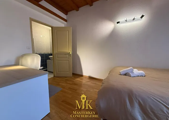 Apartment T4 Spacieux & Chaleureux Proche Stanislas Nancy